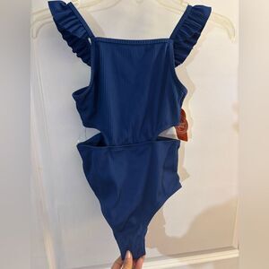 Girls Wonder Nation Blue Ruffled One-Piece Swimsuit Sz M 7/8